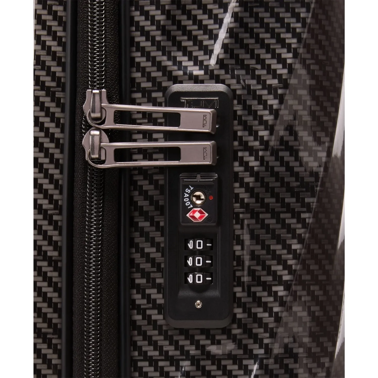 19 Degree Lite Continental 4 Wheel Carry-On