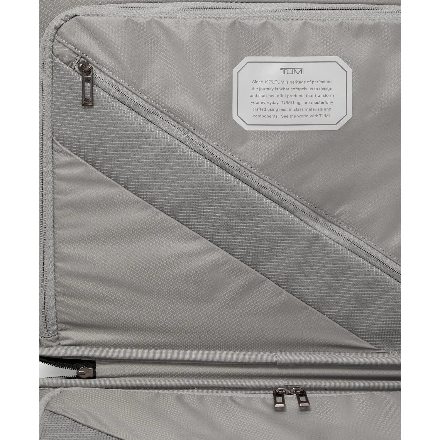 19 Degree Lite International 4 Wheel Carry-On