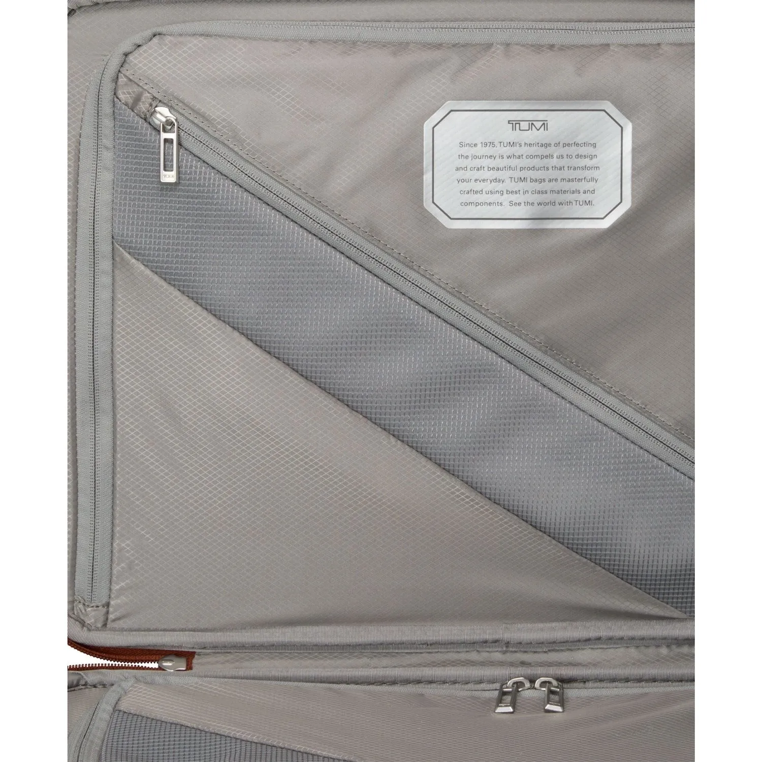 19 Degree Lite International 4 Wheel Carry-On