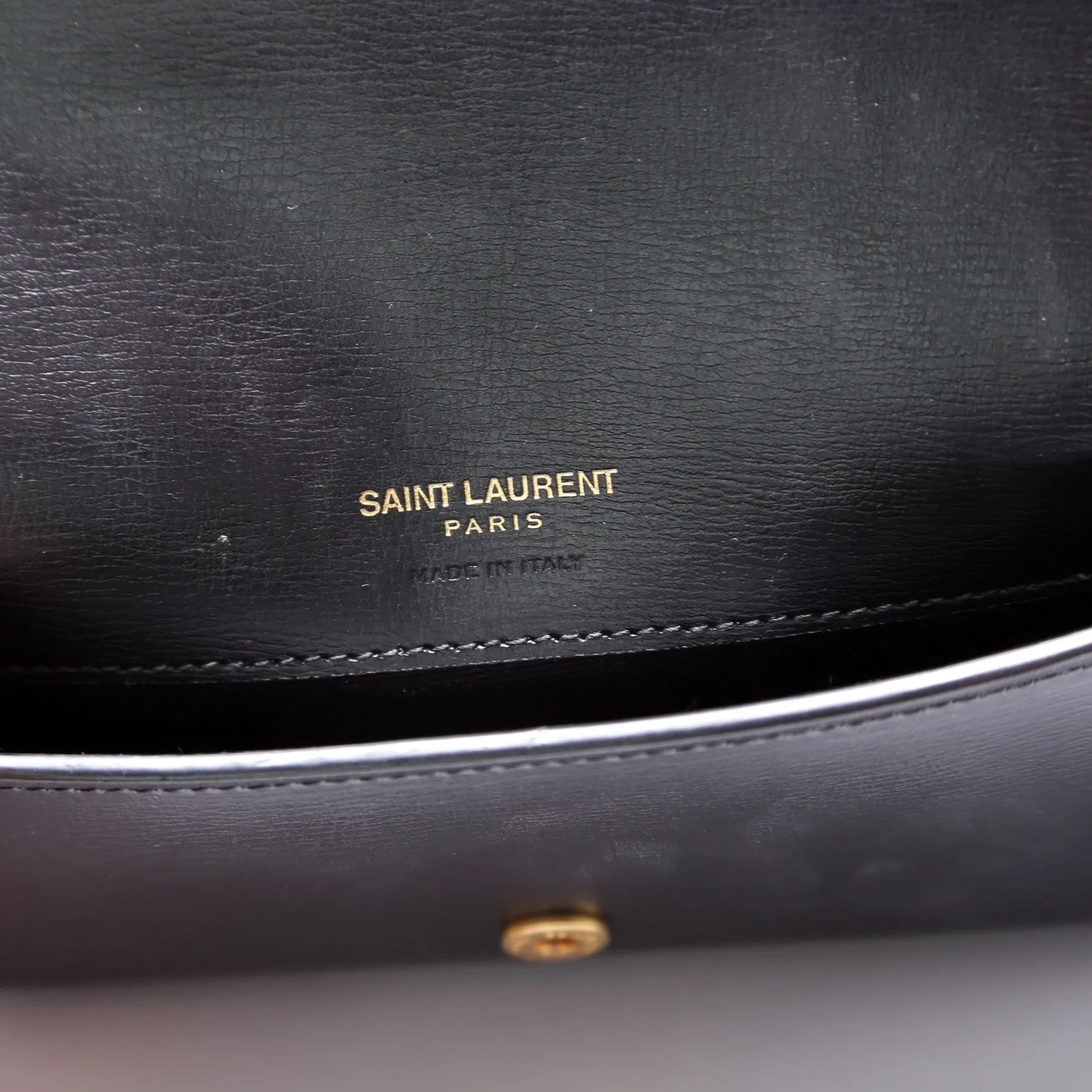 635095 Cassandra Phone Holder with Strap