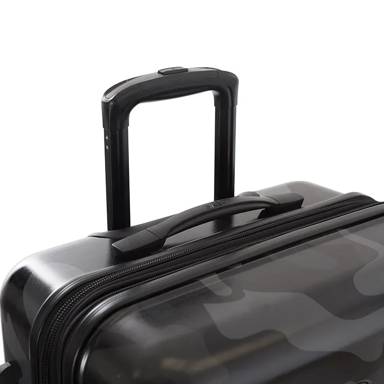 Black Camo 30 Inch Fashion Spinner® Luggage