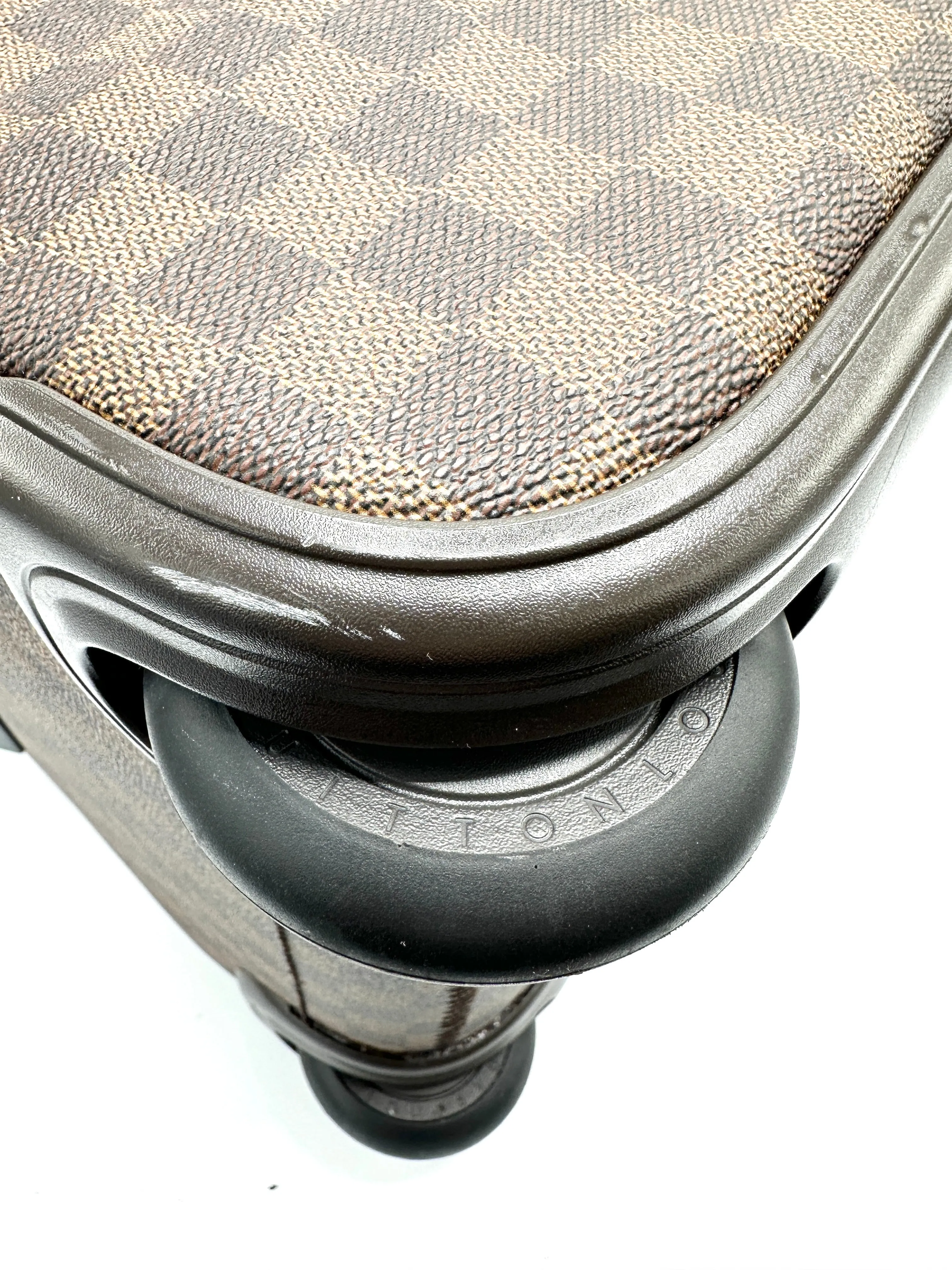 Damier Ebene Eole 50 Rolly Luggage