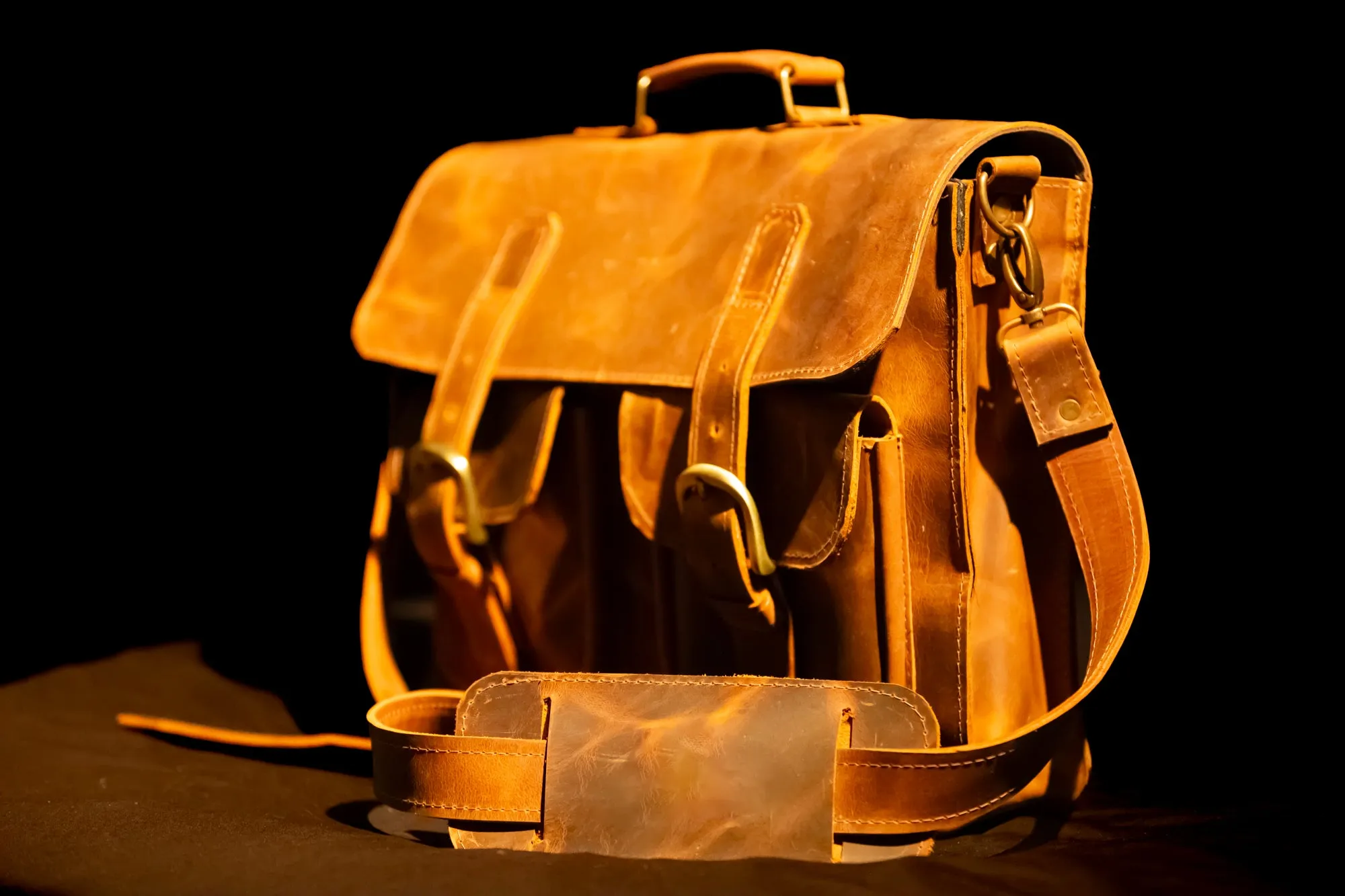 Vizcacha Satchel